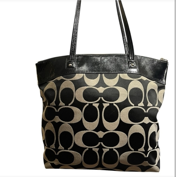 2 Coach Black and Cream Designer Tote Bag - Picture 5 of 13